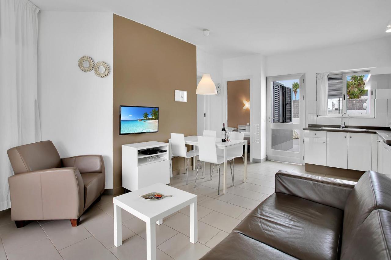 Mar Azul Corralejo- Adults Only Apartment Exterior photo